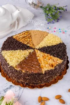  Whole cake Stock Photos