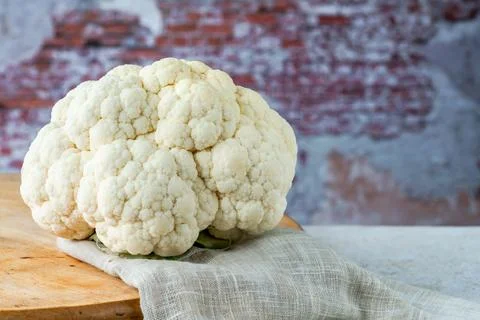 Whole cauliflower head Stock Photos