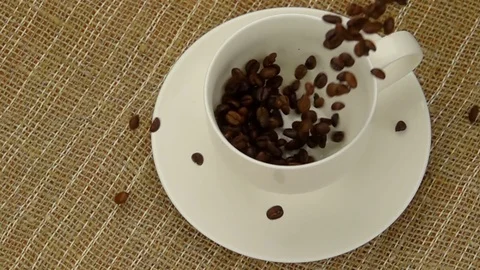 Whole Coffee Beans  Falling into the Cup Видео 78887021