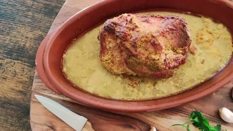 Whole deviled blade cooked in a dish with mustard sauce 스톡 동영상 171274309