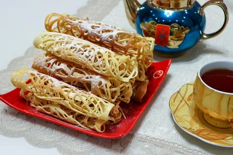 Wicker cookies on the table Foto stock