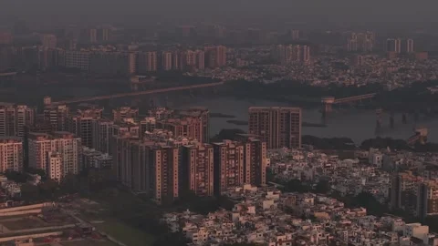 Wide Angle Aerial Perspective of Growing Indian City with Modern Residential Vidéo 336131907