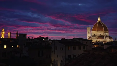 Wide angle of Florence just after sunset Vidéo 267486487