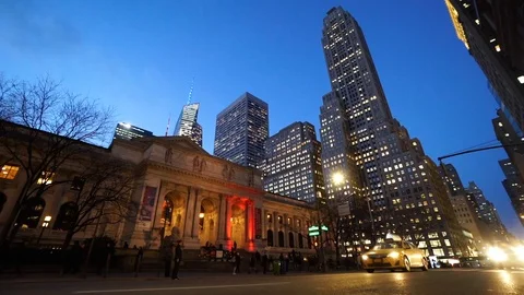 Wide angle gimble shot of new york public library 動画素材 106701026