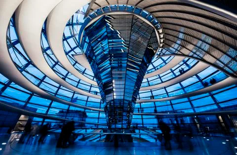 Wide angle interior view of Dome of the Reichstag building at night, Berlin,  Foto stock