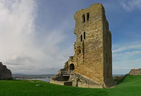 Wide angle of keep in late afternoon, Scarborough Castle Stock Photos