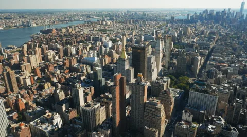 Wide angle pan of lower manhatten, ny Stock Footage 57479157