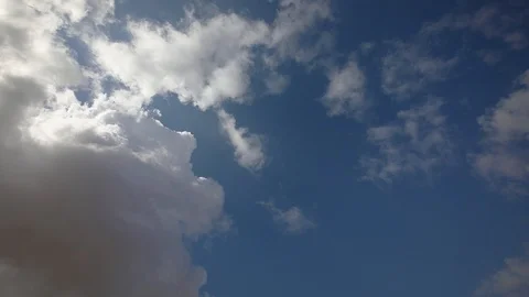 Wide angle time lapse of bright clouds with lens glare 스톡 동영상 98042882