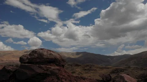 Wide angle time-lapse of clouds over mountains in the Andes, Peru Vídeo Stock 41636211