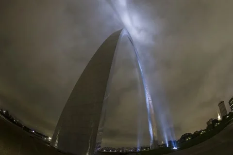 Wide Angle TIme Lapse Gateway Arch Night Video stock 142097658
