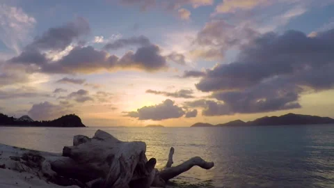 WIDE ANGLE TIMELAPSE DESERTED PRIVATE BEACH TORTOLA BVI VIRGIN ISLANDS Video stock 142549002