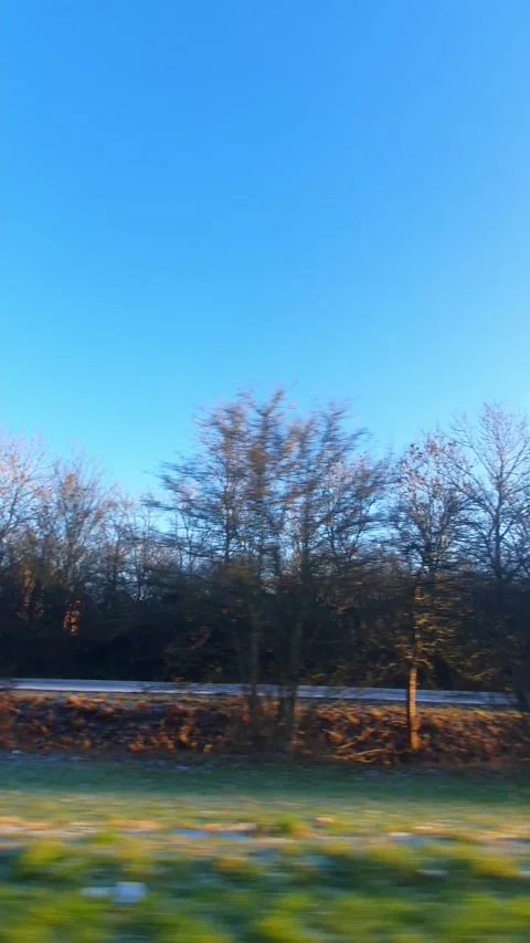 Wide Angle Vertical Footage of British Urban City Streets During Car Drive Vídeos de archivo 327449415