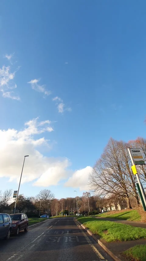 Wide Angle Vertical Footage of British Urban City Streets During Car Drive Vídeos de archivo 327454225