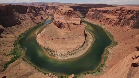 Wide angle view of Colorado river and Horseshoe bend in middle of day Stock Footage 146367652