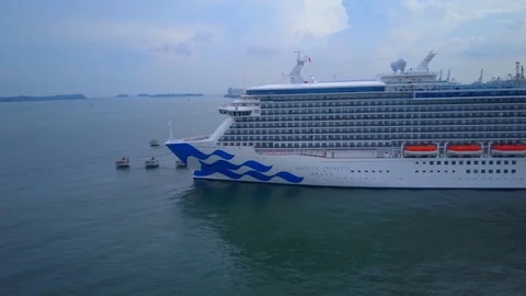 Wide angle View of Cruise ship with beautiful blue sky Stock Footage 121384429