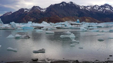 Wide angle view of Lake Viedma in Argentina, glacier floating Stock Footage 287946774