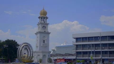 Wide Angle view of Mosque  dome in Penang, Malaysia Stock Footage 120399862