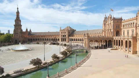 Wide angle view of the Plaza De Espana, Seville, Spain. Stock Footage 221153361