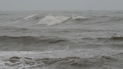 Wide angle view of sea water waves, Small height sea waves Video stock 191382390