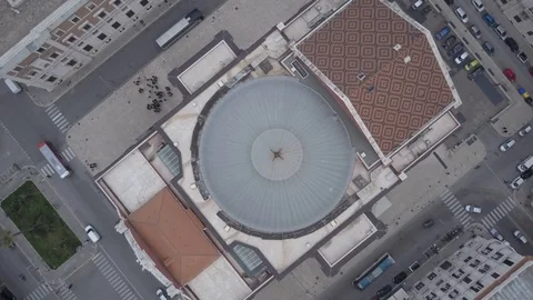 Up wide angle view of Teatro Petruzzelli in bari Stock Footage 124905341