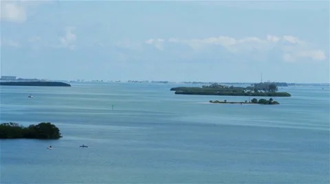 Wide angle view of tropical islands around Clearwater Beach, FL 스톡 동영상 39885219