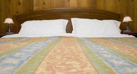 Wide bed Stockfoto's