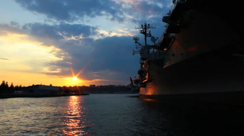 Wide Intrepid Sunset  Video stock 1090164