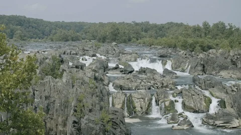 Wide landscape view of rapids in Great Falls Park Stock Footage 91899291