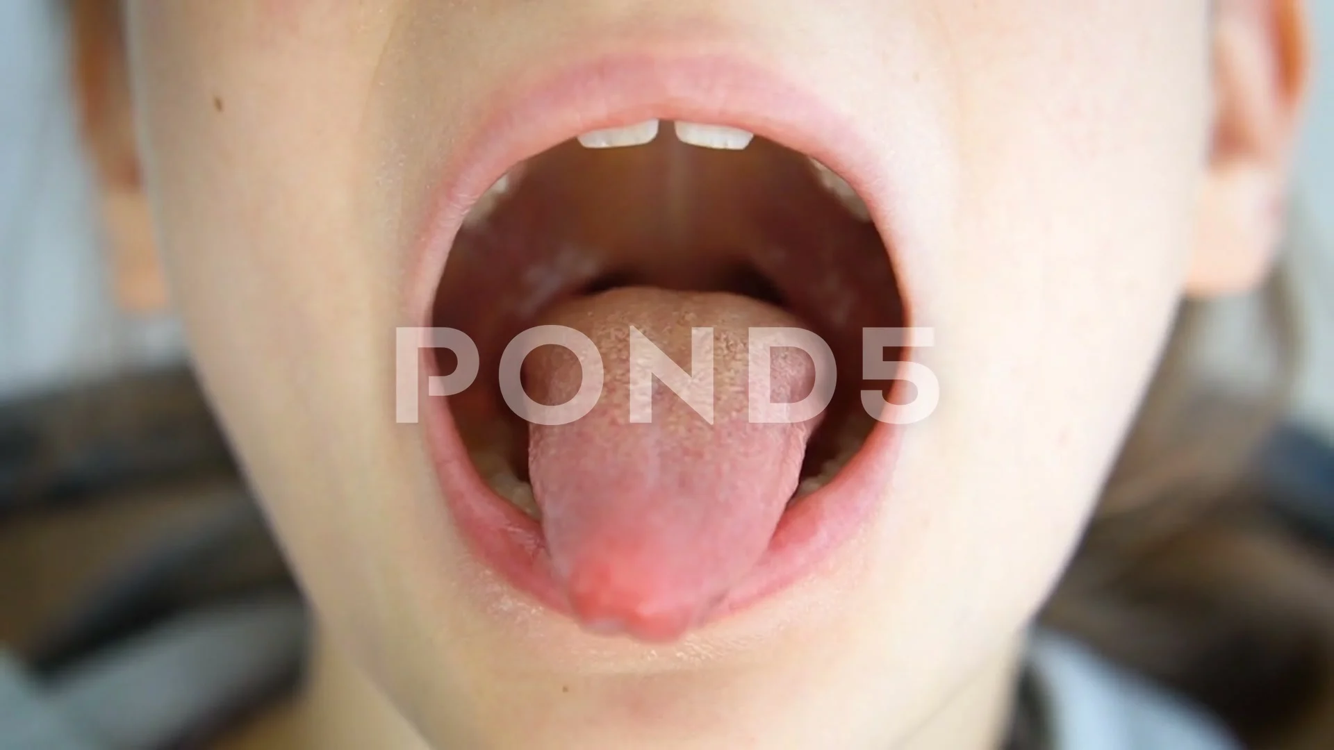 Open mouth pov