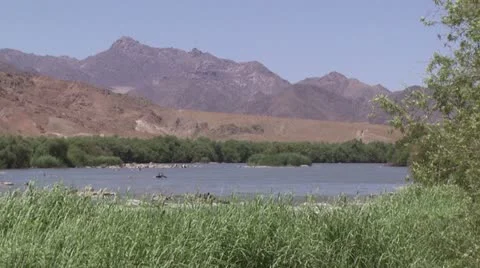 Wide of the Orange river in the Richtersveld Stock Footage 16526468
