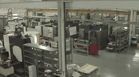 Wide Pan of Machine Shop 스톡 동영상 62927172