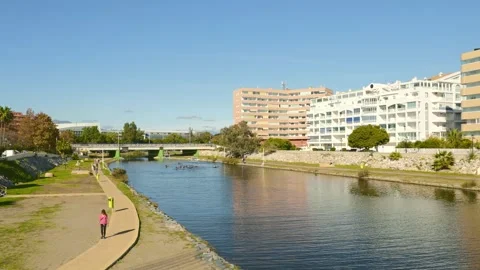 Wide pan-right view of a river in Fuengirola, Málaga, Costa del Sol, Spain Vídeo Stock 330979114
