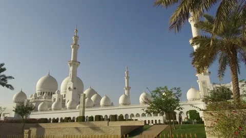 Wide of the Sheikh Zayed Grand Mosque, Abu Dhabi, UAE2 Stock Footage 130700629