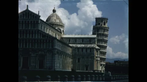 Wide Shot Approaching Leaning Tower of Pisa Video stock 47973183