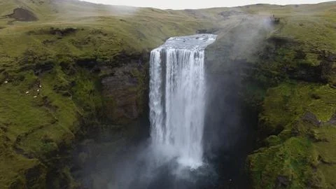 Wide shot of beautiful Iceland Waterfall Stock Photos