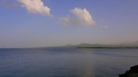 Wide Shot of a Calm Ocean 動画素材 53232832