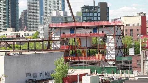 Wide shot construction workers, new york 库存影片 242452483