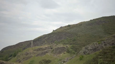 Wide shot of Edinburgh mountain Video stock 251005116