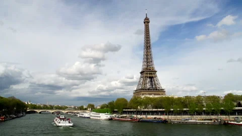 Wide shot of The Eiffel Tower in Paris, France with the River Seine in Spring. Stock Footage 135566002