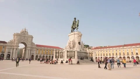 Wide shot of the famous commercial square in Lisbon, Portugal Stock Footage
