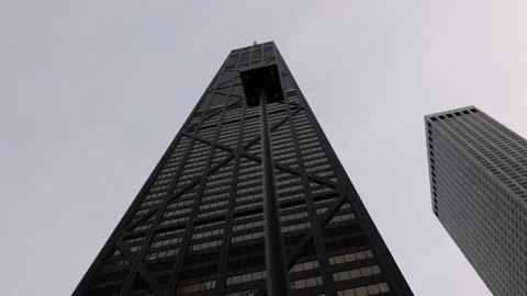 Wide Shot Low Angle Looking Up At John Hancock Building Tracking Left With L Vídeo Stock 167738293
