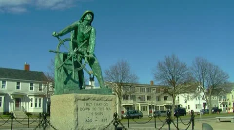 Wide Shot of Sailor Statue 스톡 동영상 10852121