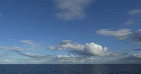 Wide sky and fluffy clouds Video stock 50573819