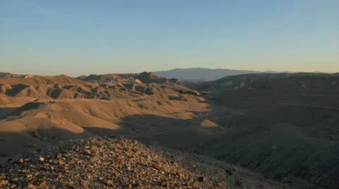Wide time-lapse of clouds at sunset over Death Valley, USA Vídeo Stock 12758084