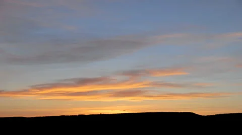 Wide time-lapse sunset over Mesa Verde in Colorado, USA Vídeo Stock 31120725