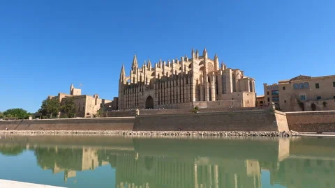Wide Tracking Shot Of Cathedral Basilica Of Santa Maria Mallorca Video stock 328391372