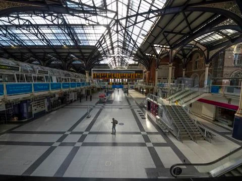 Wide view angle of the interior of Liverpool Street Station. Stock Photos