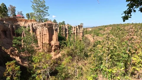 Wide view of canyon valley with ancient tree fossils in northern Thailand Video stock 339981887