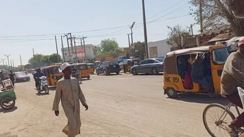 Wide View of Dakata Bus Stop Junction from Zango Road Kano Nigeria Vídeo Stock 323945143