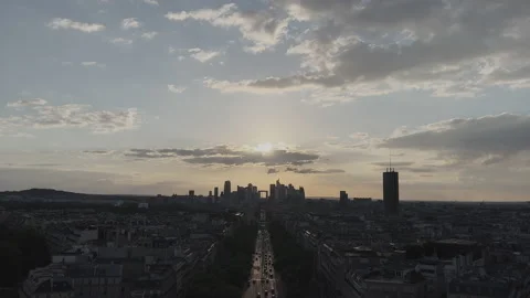 Wide view in depth of Paris from above at sunset Video stock 218362451